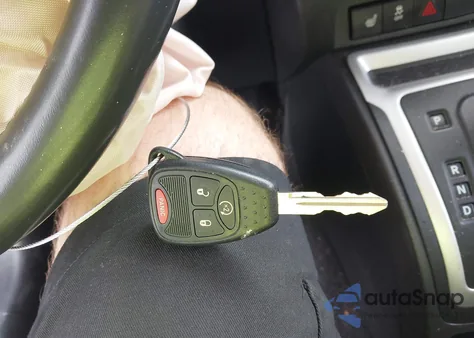 2015 Jeep Compass Latitude z USA, uszkodzony, nr VIN 1C4NJCEAXFD171538